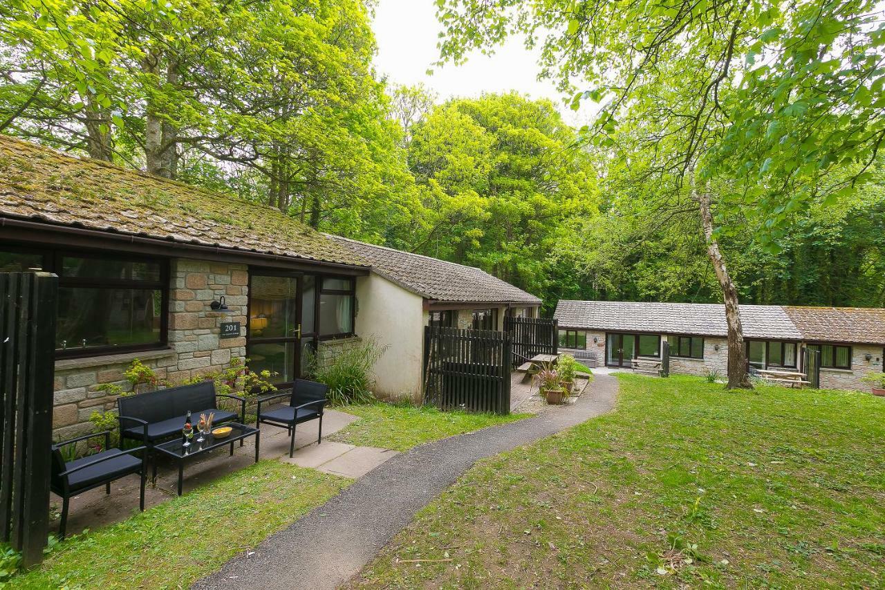 Cosy Woodland Home Uny Lelant Exterior photo
